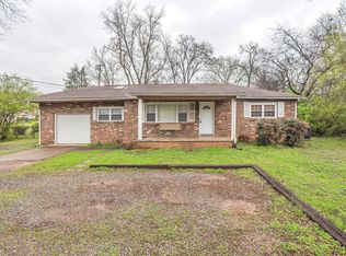 4630 Pleasant Ridge Rd, Knoxville, TN 37912