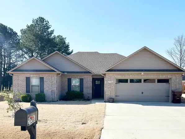 27586 Carrington Ct, Athens, AL 35613
