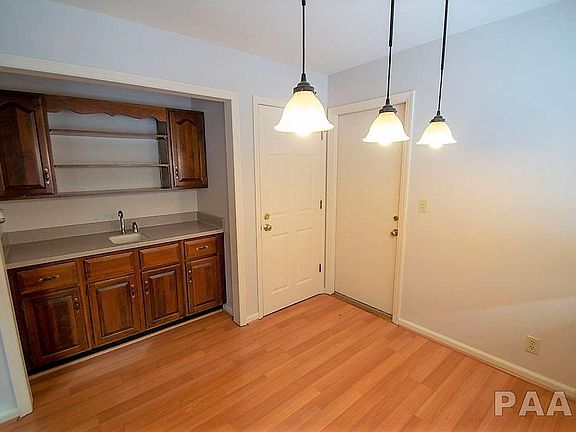 5th image of 7611 N Melissa Ln