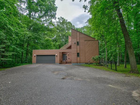 N8554 1205th St, River Falls, WI 54022