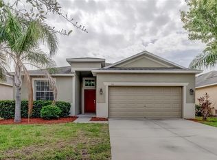 911 Peregrine Hill Pl, Ruskin, FL 33570