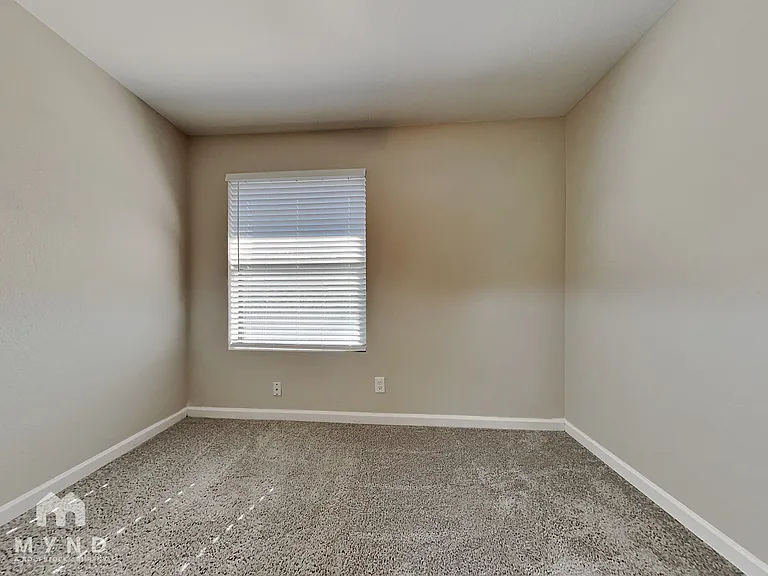4816 W Sierra Vista Dr — Photo 24