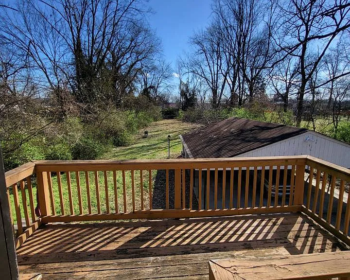 272 Cumberland Cir — Photo 2