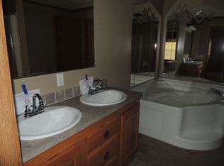 225 E 400 S, Huntington, IN 46750
