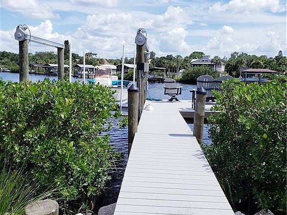 2nd image of 808 Blue Heron Blvd