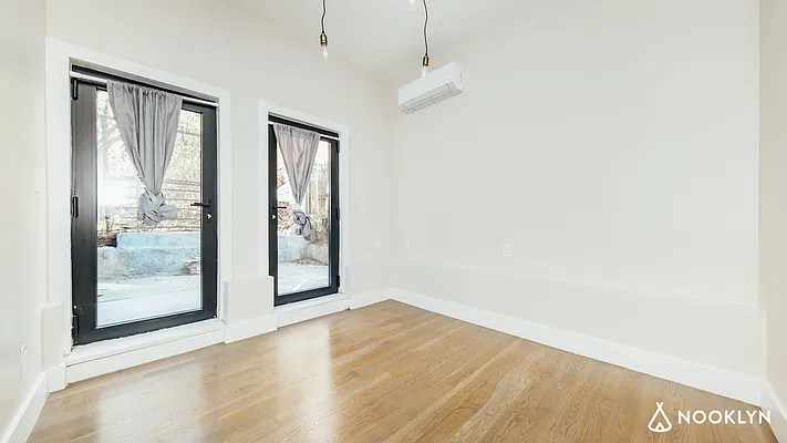 Rented by Nooklyn NYC LLC | media 5