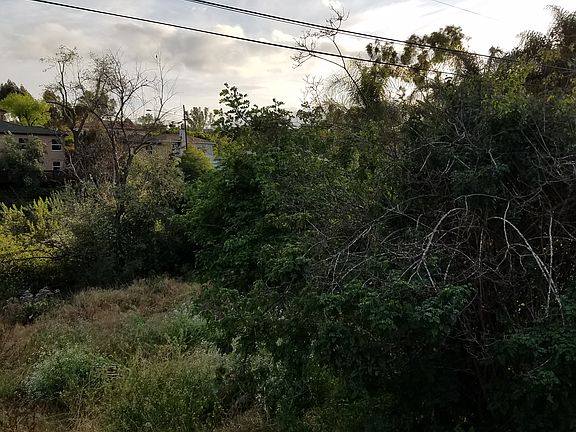 2nd image of 4822-24 Sussex Dr