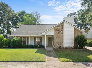 4111 Country View Dr, Baton Rouge, LA 70816