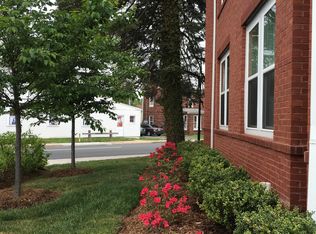 8962 Center St, Manassas, VA 20110