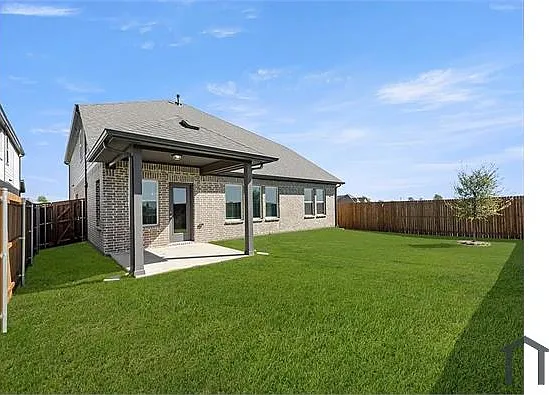 2138 Rhodora Ave — Photo 10