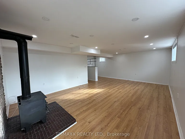 93 Jeffcoat Dr #BASEMENT — Photo 24