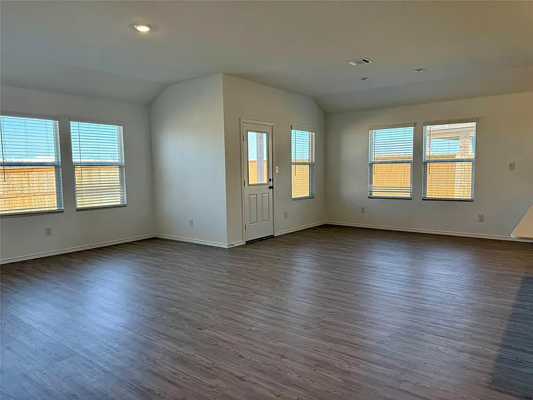 160 Sky Meadows Cir — Photo 22