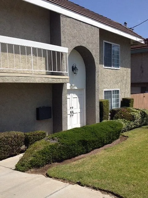 Building Photo - 1817 Armour Ln #3