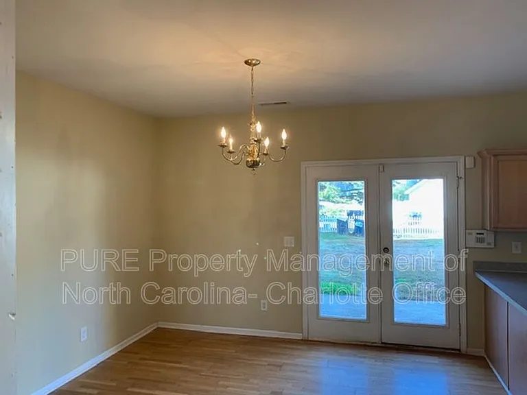 7428 Darblay St — Photo 11