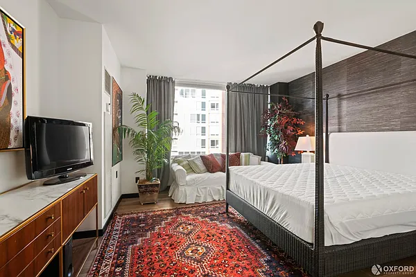 Rented by Oxford Property Group | media 19