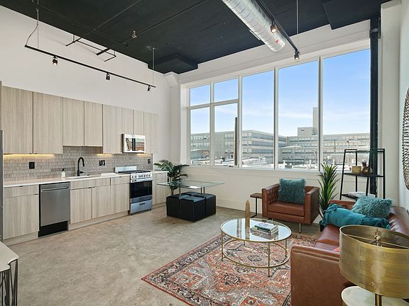 2nd image of 1216 Snyder Ave #1