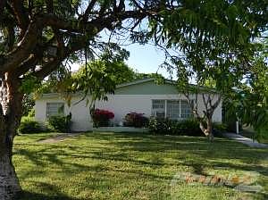16 N. End Road Front