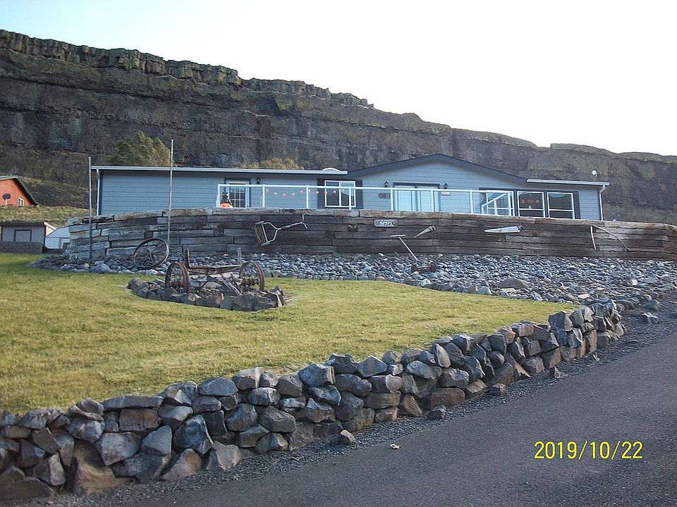 1st image of 32571 Lakeshore Dr NE
