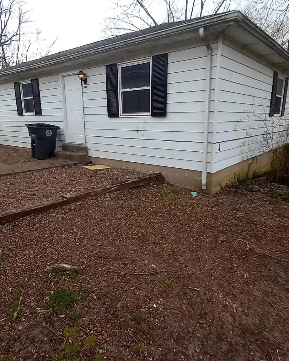 2 bed, $775 — Photo 1