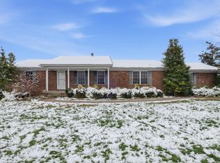 7001 Derby Dr, Crestwood, KY 40014