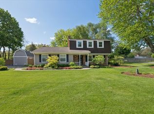 4707 Daniel Dr, Crystal Lake, IL 60014