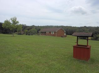 2767 Rutrough Rd, Roanoke, VA 24014