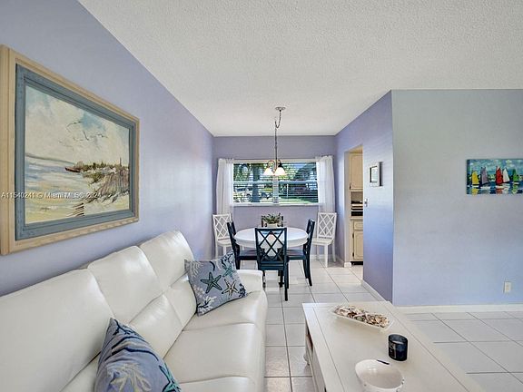 4th image of 600 Pine Dr APT 111