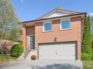 180 Eastforest Trl, Kitchener, ON N2N3E7