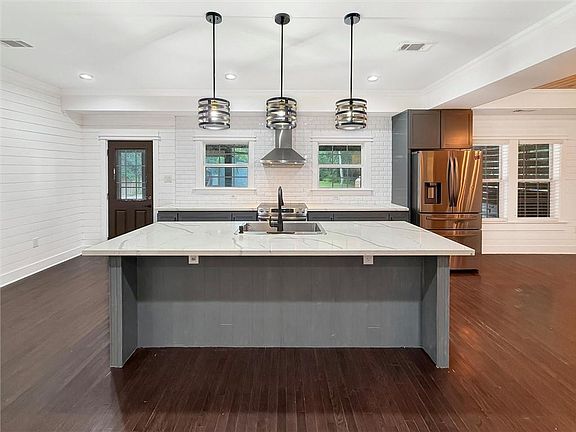 5th image of 35376 Garden Dr