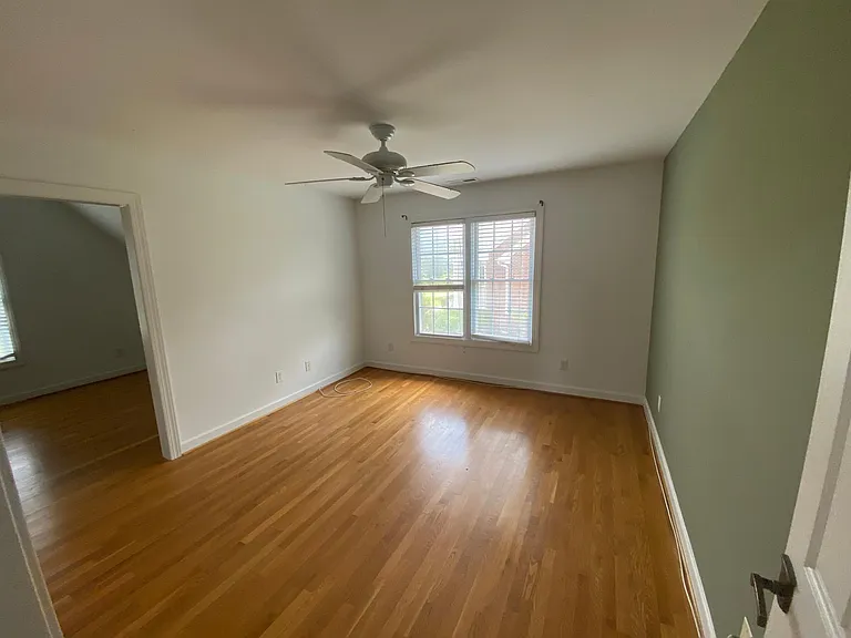 1021 Rolling Farm Dr — Photo 20