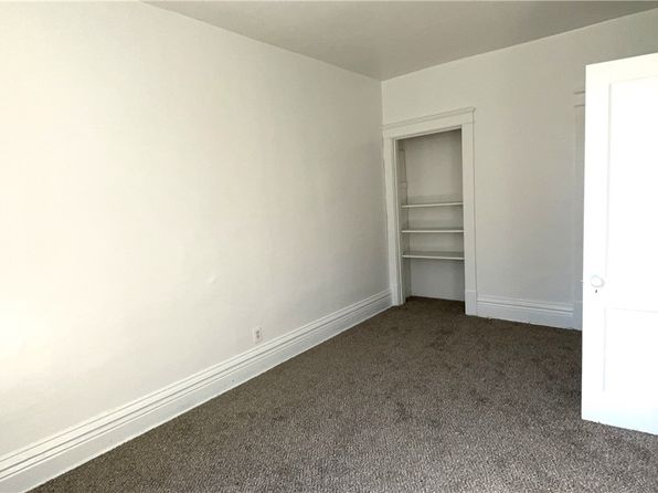 470 7th St, Donora, PA 15033