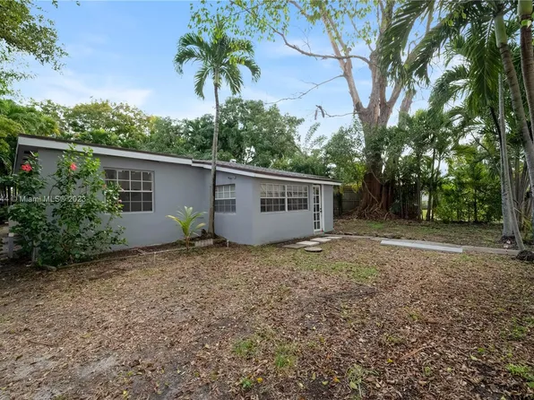 13845 NW 6th Ave, North Miami, FL 33168