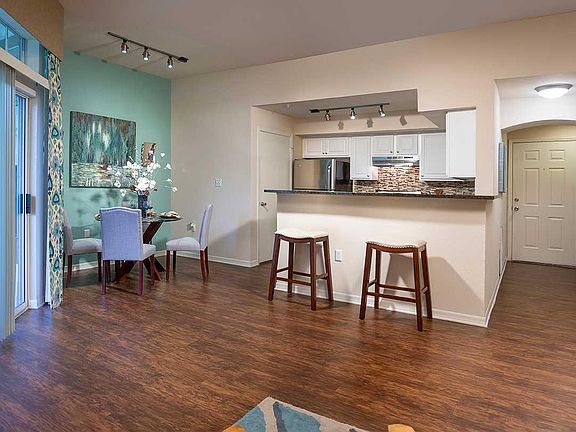 3rd image of 2717 Seville Blvd APT 5103