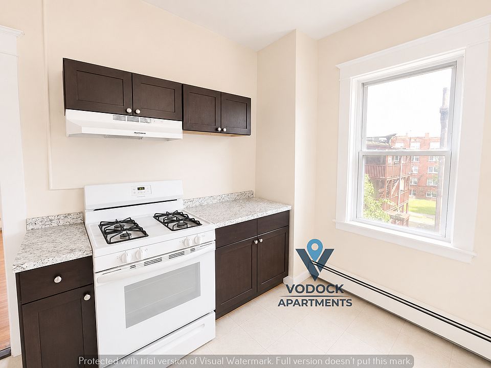 1st image of 905 Park St #C-1