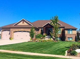 448 N Stallion Cir, Layton, UT 84041