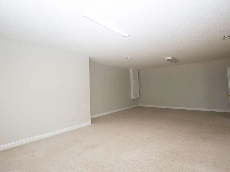 108 Fawnwood Dr — Photo 49