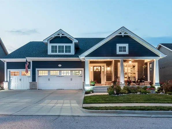 16856 Red Dragon Pl, Ballwin, MO 63011