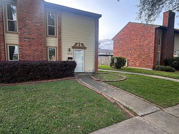2nd image of 1413 Bonanza Rd #413