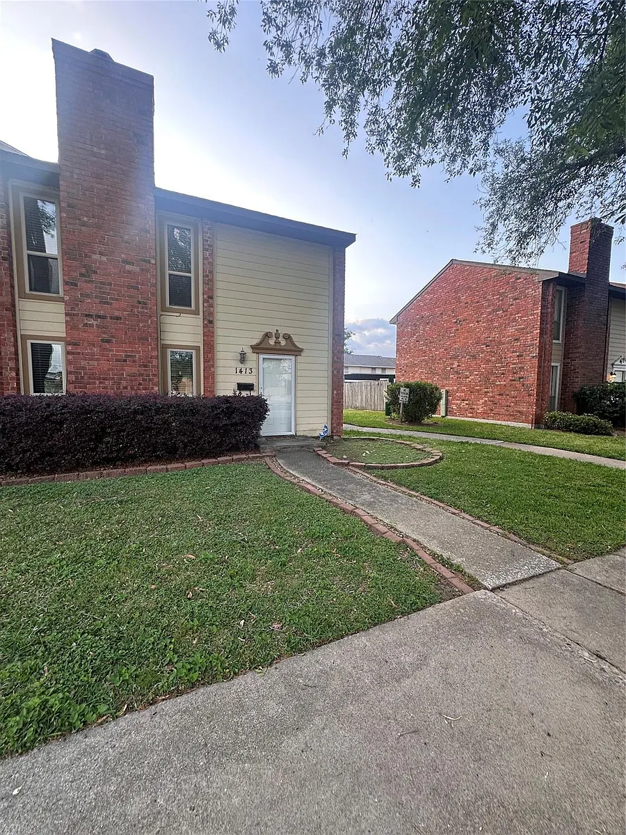 Building Photo - 1413 Bonanza Rd #413