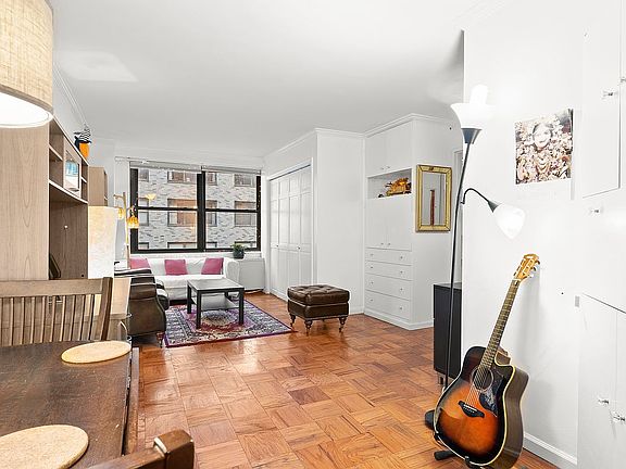 2nd image of 225 E 57th St APT 8P