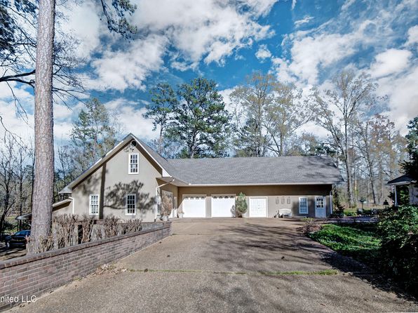188 Webb Ln, Flowood, MS 39232