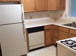 1412 Bear Creek Ln, Erie, PA 16509