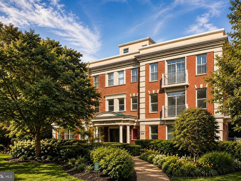 1st image of 1555 N Colonial Ter APT 600