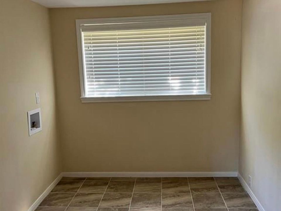 1st image of 104 S Avenue A