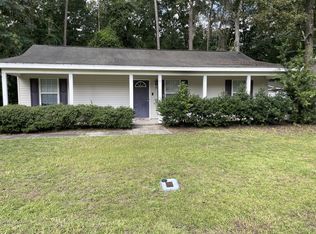 68 J R Milton Rd, Crawfordville, FL 32327