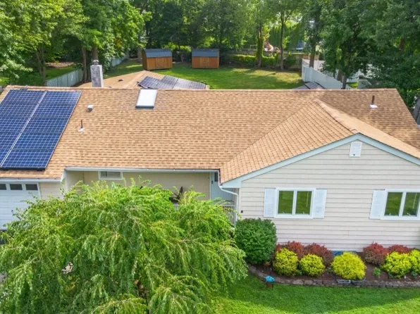 32 Glenroy Rd South, Fairfield Twp., NJ 07004