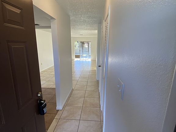 4th image of 1705 Lakewood Ave #0