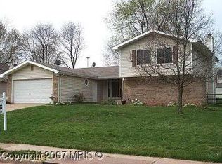 111 Evergreen St, Sterling, VA 20164