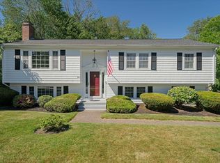 1 Carpenter Ln, Marshfield, MA 02050