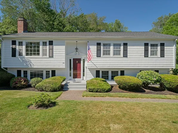 1 Carpenter Ln, Marshfield, MA 02050